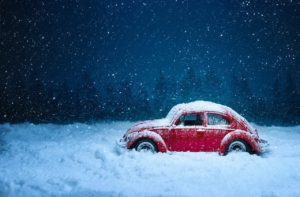 Carro na neve - conceito de cold start